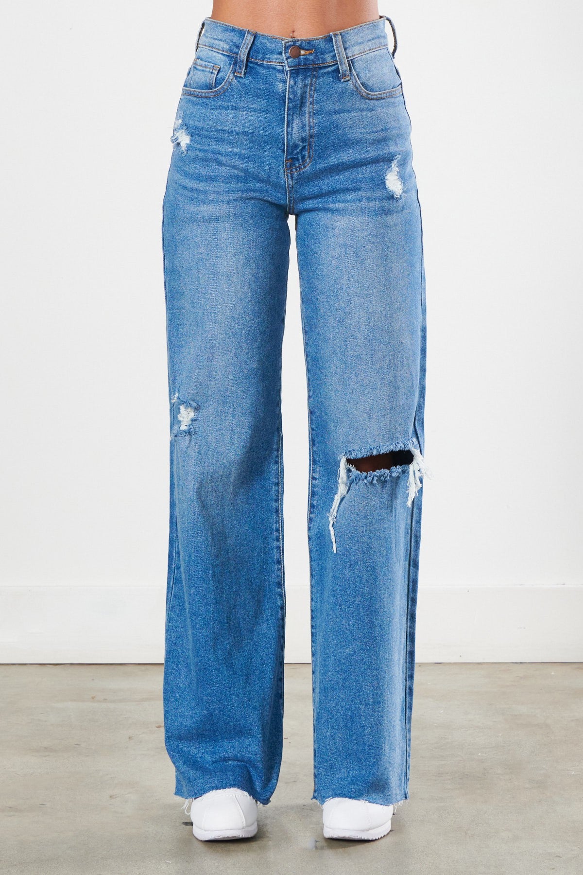 HIGH WAISTED DISTRESS WIDE LEG JEANS