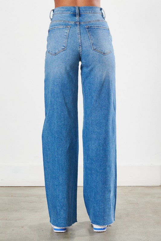 HIGH WAISTED DISTRESS WIDE LEG JEANS