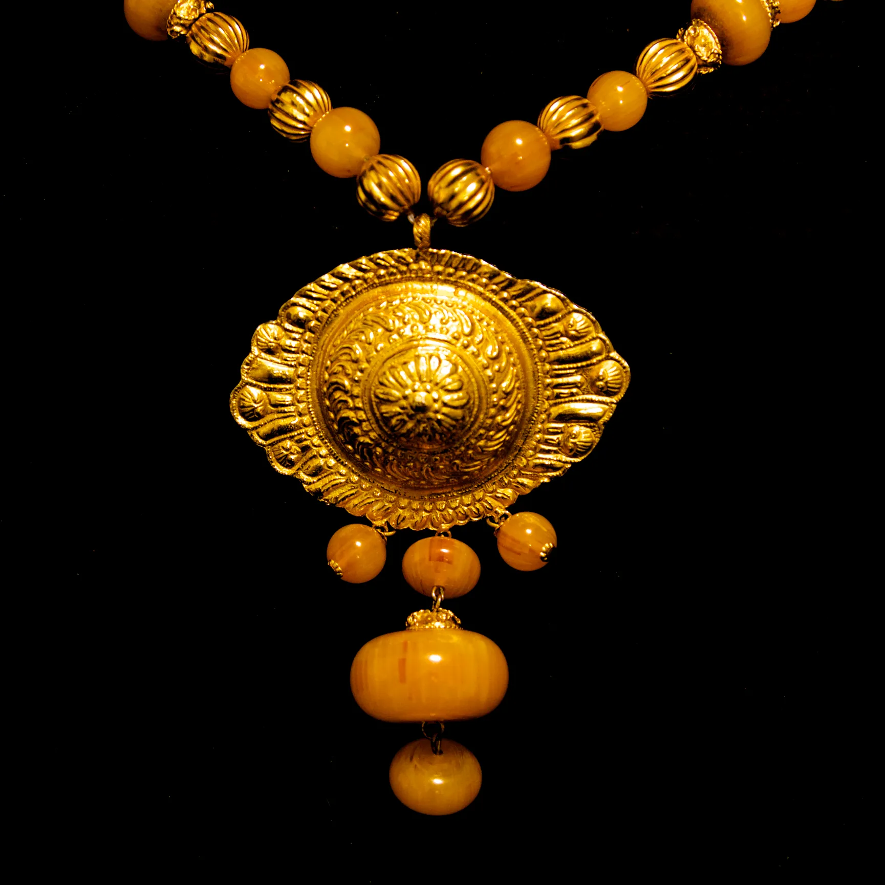 Kenneth Jay Lane 1960's Faux Amber and Gold Gilt Shell Necklace