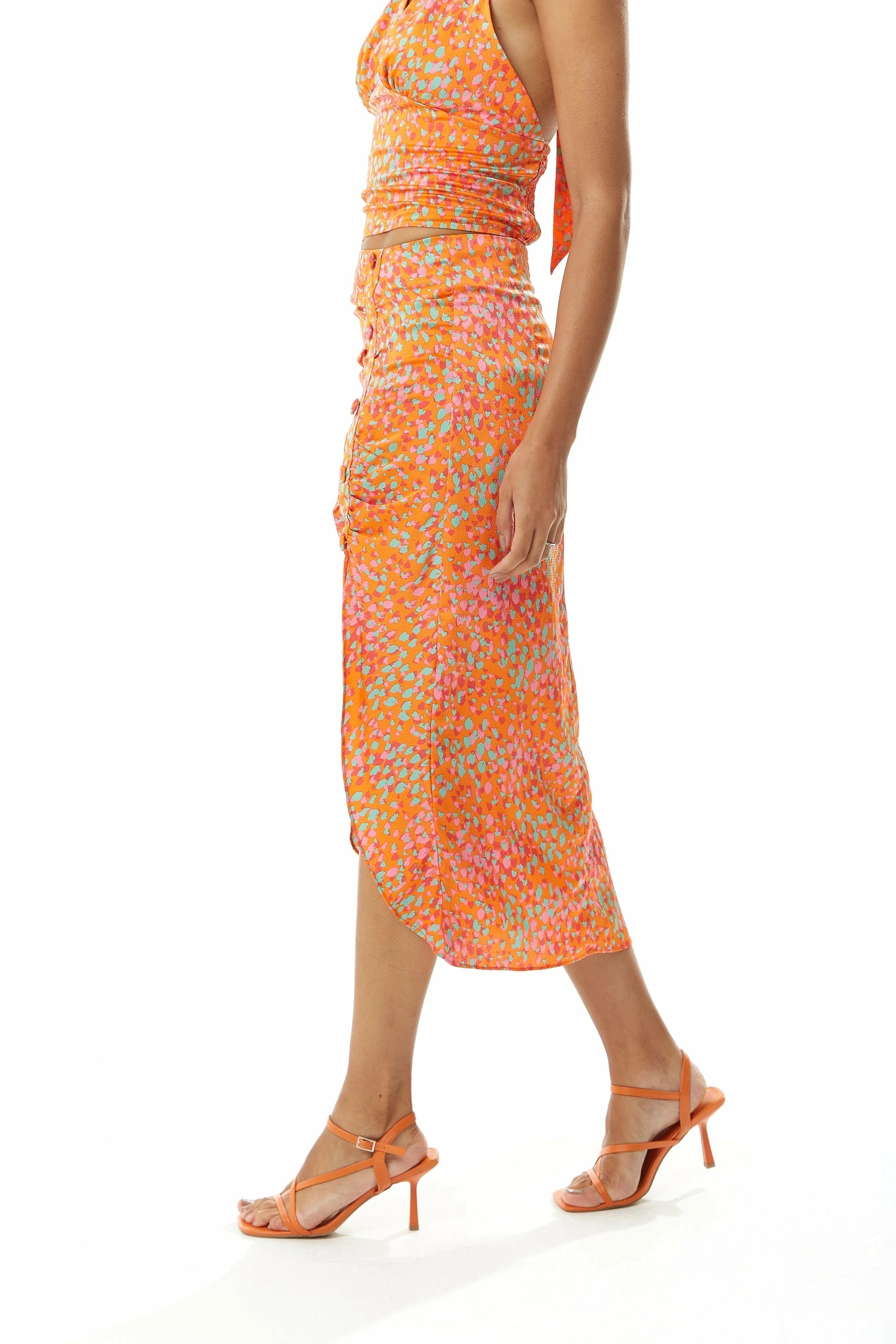 Liquorish Midi Skirt With Gathering Buttons On Front Orange