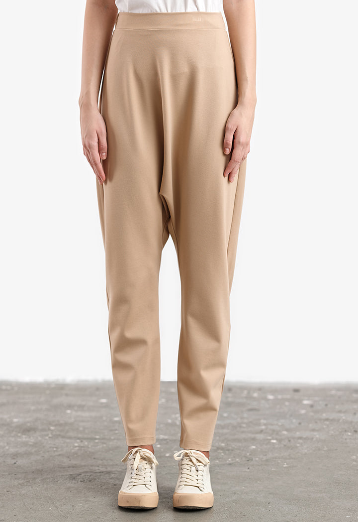 Solid Hi-Rise Tapered Leg Trouser