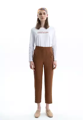 Solid Trouser With Buttoned Details